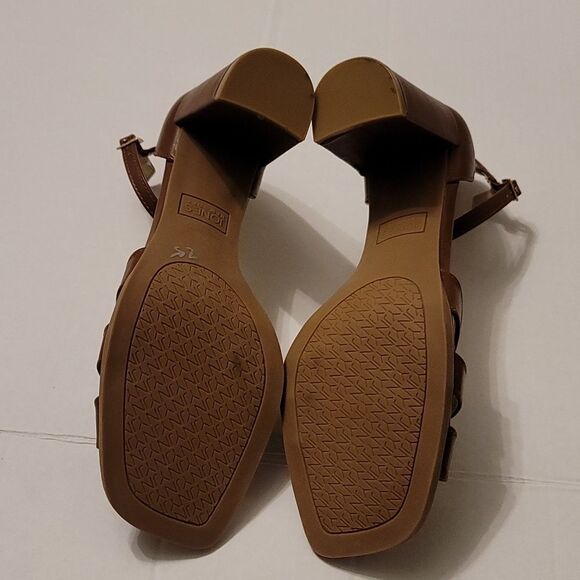 BRAND NEW JONE NEW YORK BLOCK HEEL ADJUSTABLE ANKLE BUCKET STRAP SANDAL G1 - Picture 13 of 16